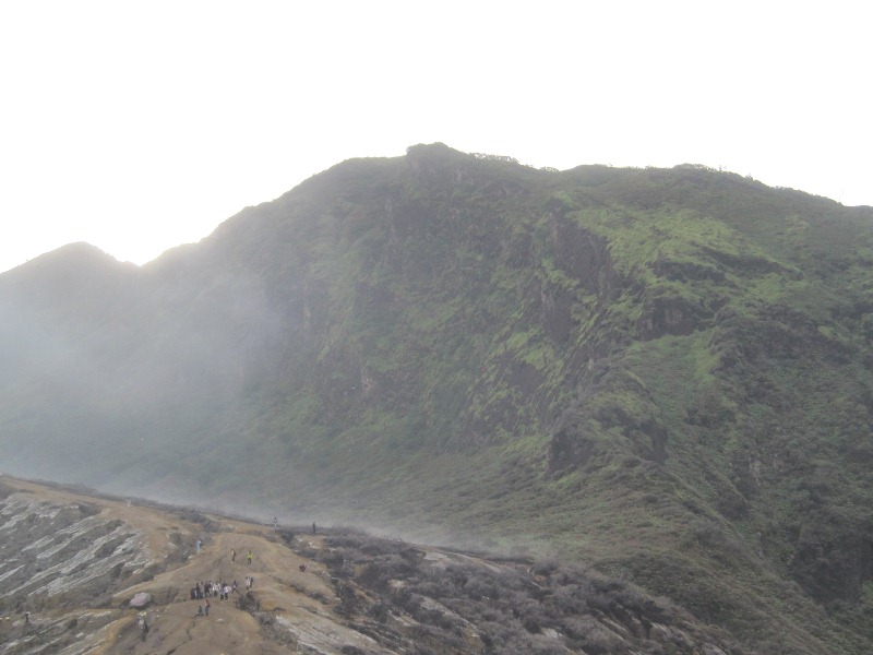 イジェン火山,山頂付近(東ジャワ州,インドネシア)