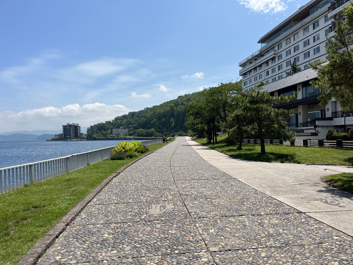 とうや湖ぐるっと彫刻公園 散歩道