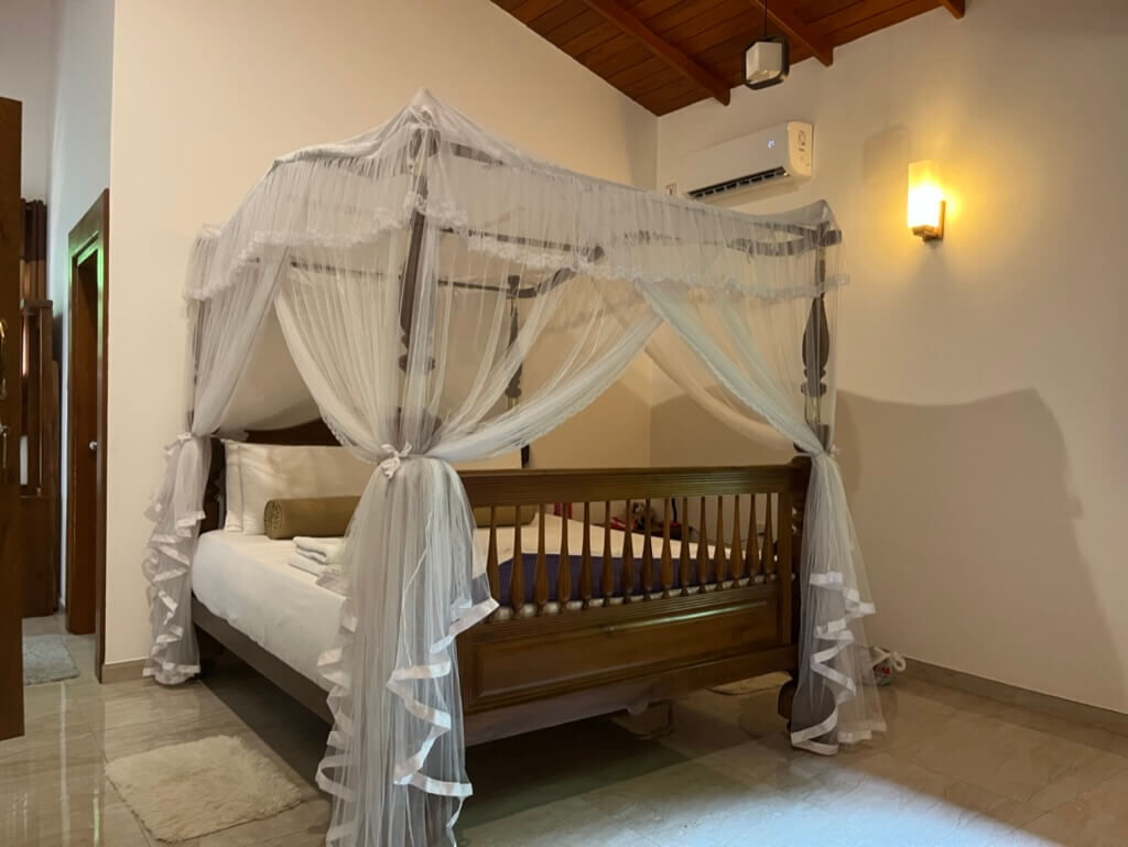 Luxury Villa with BB Free WI-FI 客室 キングベッド1台