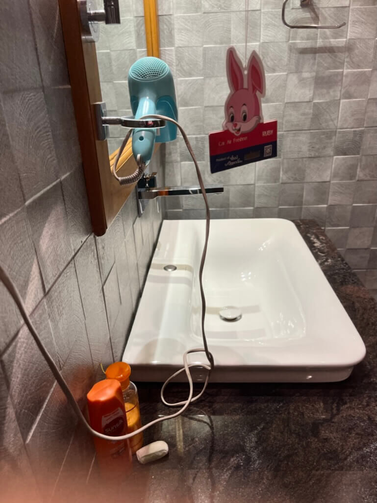 Luxury Villa with BB Free WI-FI 洗面台 ヘアドライヤー