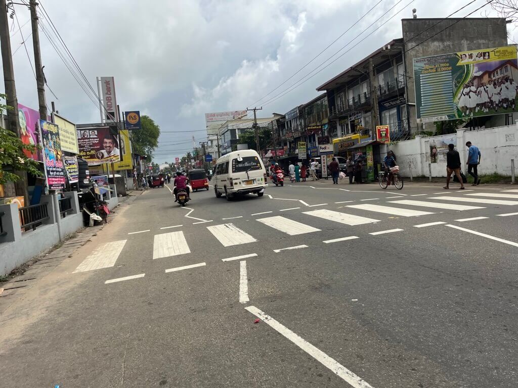 Aluthgama（アルトゥガマ）道路 2