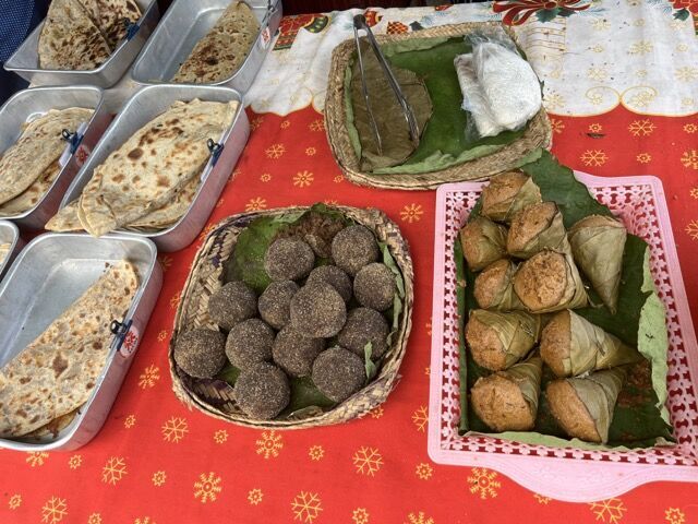 スリランカの伝統お菓子屋さん ワンドゥ ロティ ハラパ など