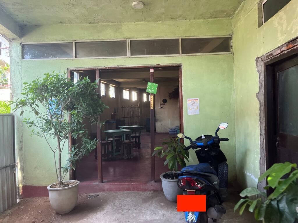 お店入口 Dehiwala（デヒワラ） Mount Lavinia（マウントラヴィニア）Rice and Curry（ライス&amp;カリー）