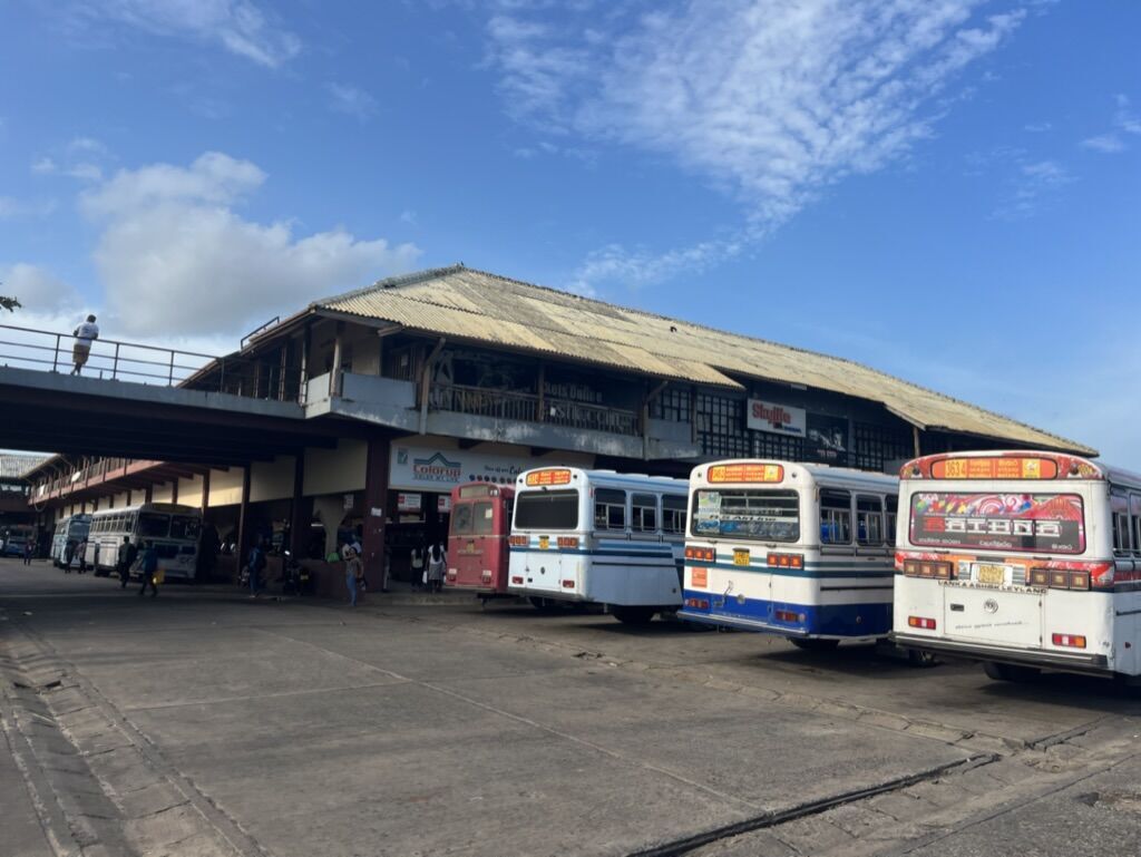 Matara バス停 central bus stand