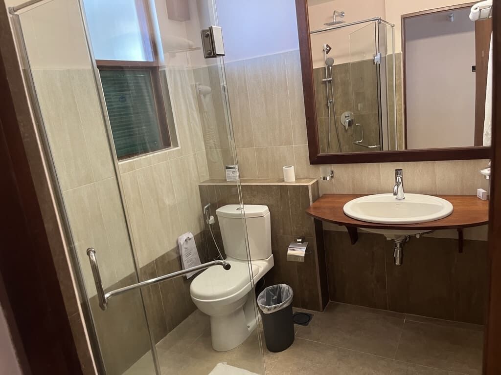 トイレ シャワールーム Insight Resort Ahangama S&amp;S Other Certified アハンガマ