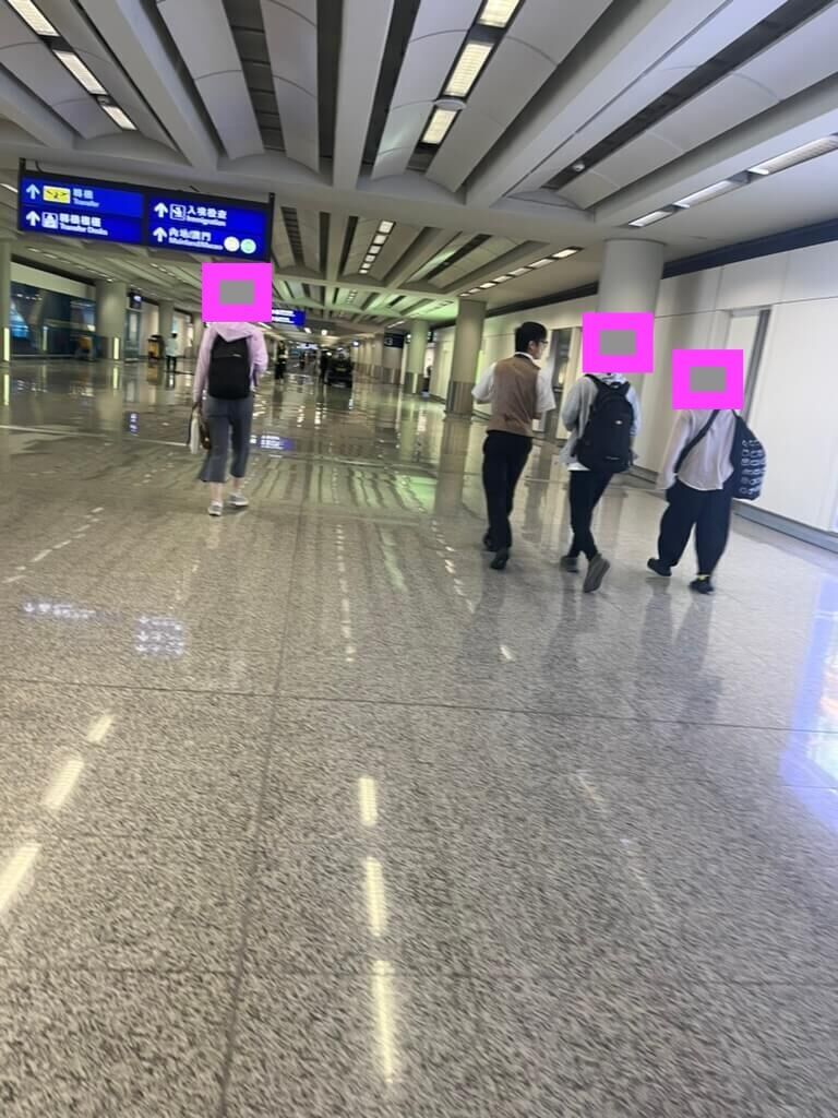 空港内を小走りで抜ける&ldquo;ソワソワ勢&rdquo;、乗り継ぎ時によく見る