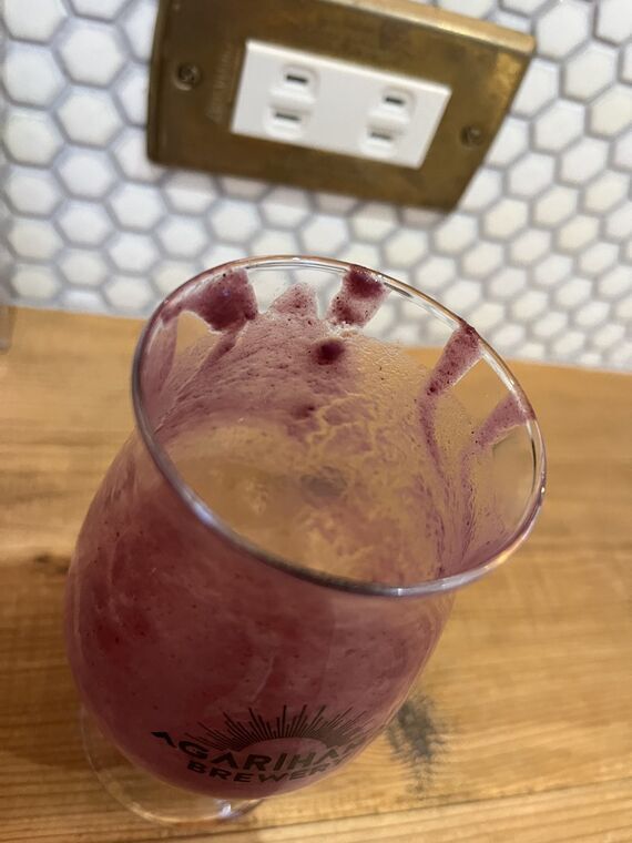 AGARIHAMA BREWERYアサイーボウルスムージーのドロドロ感