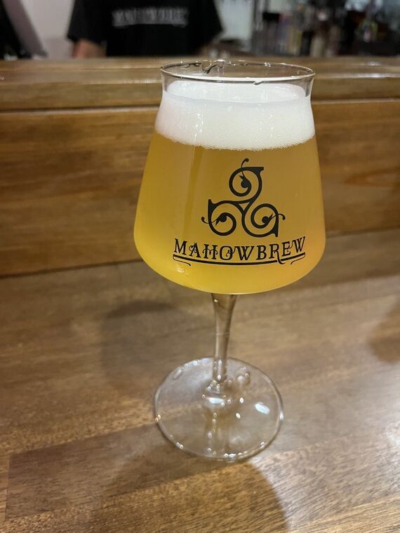 MAHOWBREW Cleopatraのインペリアルゴーゼをロゴ入りグラスで