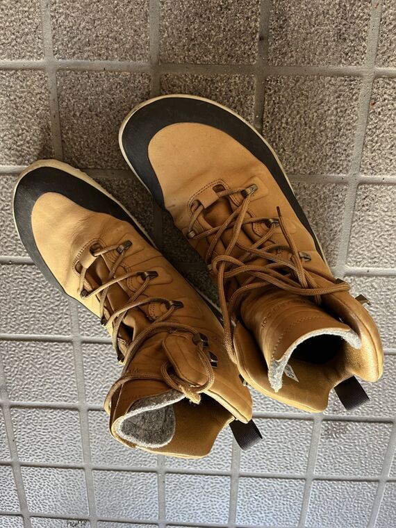 Vivobarefoot TRACKER WINTER SG の上から見た外観