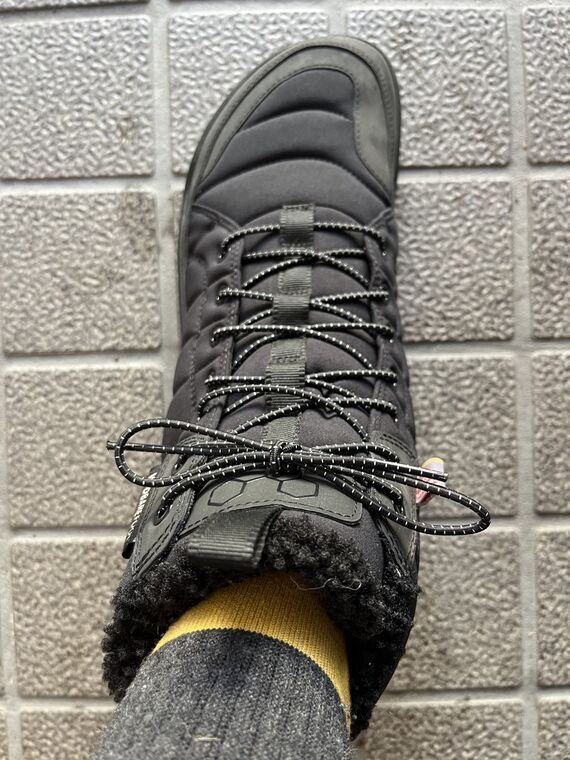 Vivobarefoot GOBI HIBER を実際に履いた状態
