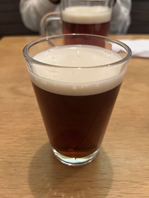 菜園マイクロブルワリーで飲んだ琥珀色のビール