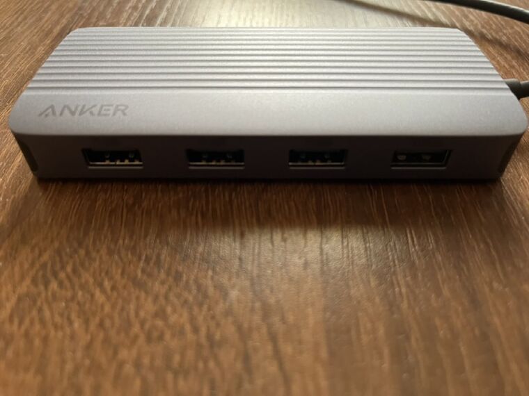 Anker USB-Cハブ USB-A×4ポート側