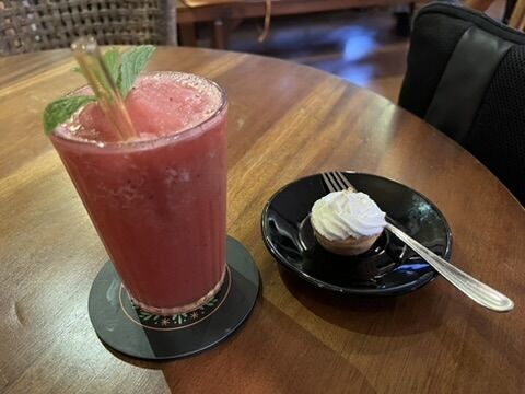 Cafe Kumbuk アイランドチラー