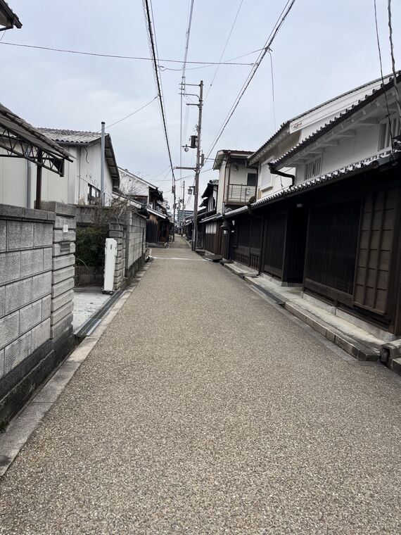 奈良県橿原市今井町の趣きある伝統的な町並み