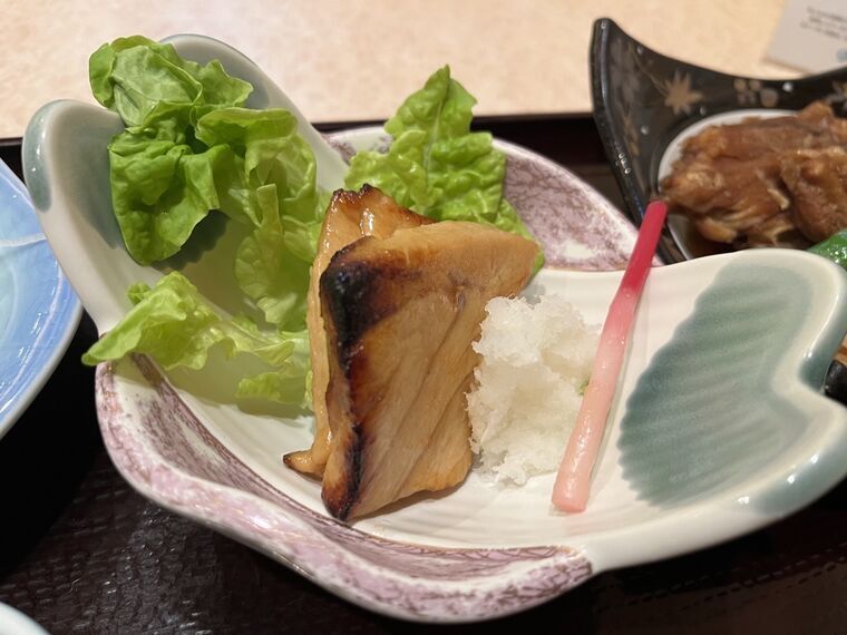 メカジキの味噌焼き 大根おろし添え