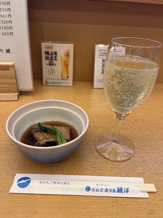 ノンアルコールシャルドネスパークリングとメカジキのハーモニカ煮 気仙沼ホテル観洋