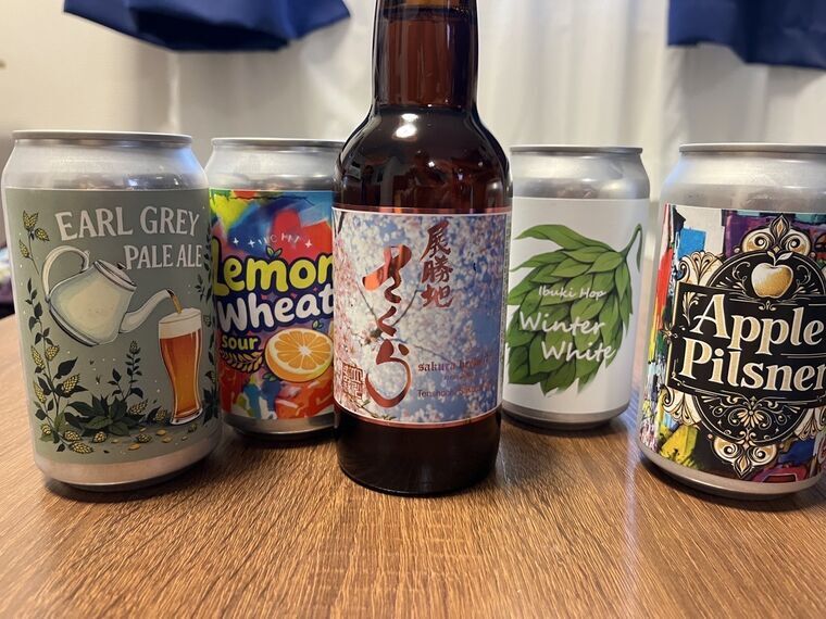 Sakura Breweryで購入した5本の集合写真 缶4本と瓶1本