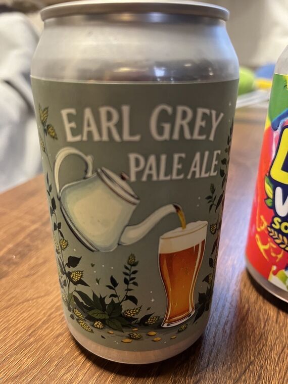 Sakura Brewery Earl Grey Pale Aleの缶 白鳥のデザイン