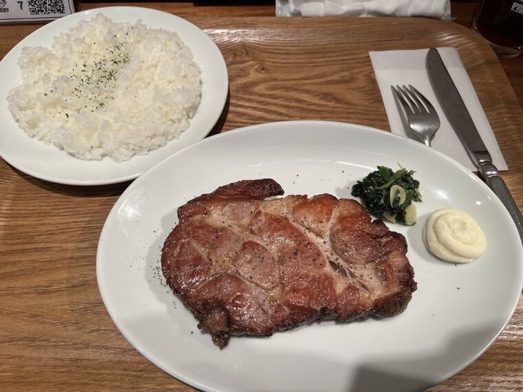 T.T Brewery ポークステーキ定食（低温調理・ライス付き）