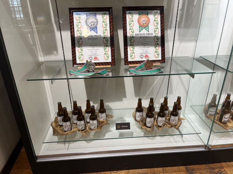 札幌開拓使麦酒醸造所 ヴァイツェンのIBC 2022 SILVER PRIZE/BRONZE PRIZE展示