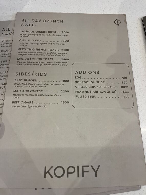 Kopifyの紙メニュー。ALL DAY BRUNCH SWEETとSIDES/KIDS、ADD ONSの価格表