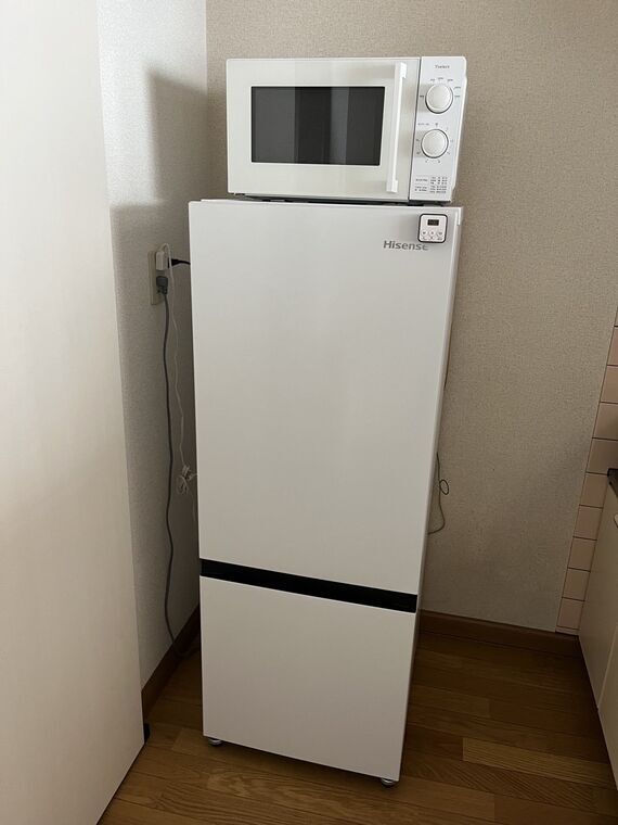 ル・ペシェ内見 冷蔵庫と電子レンジ