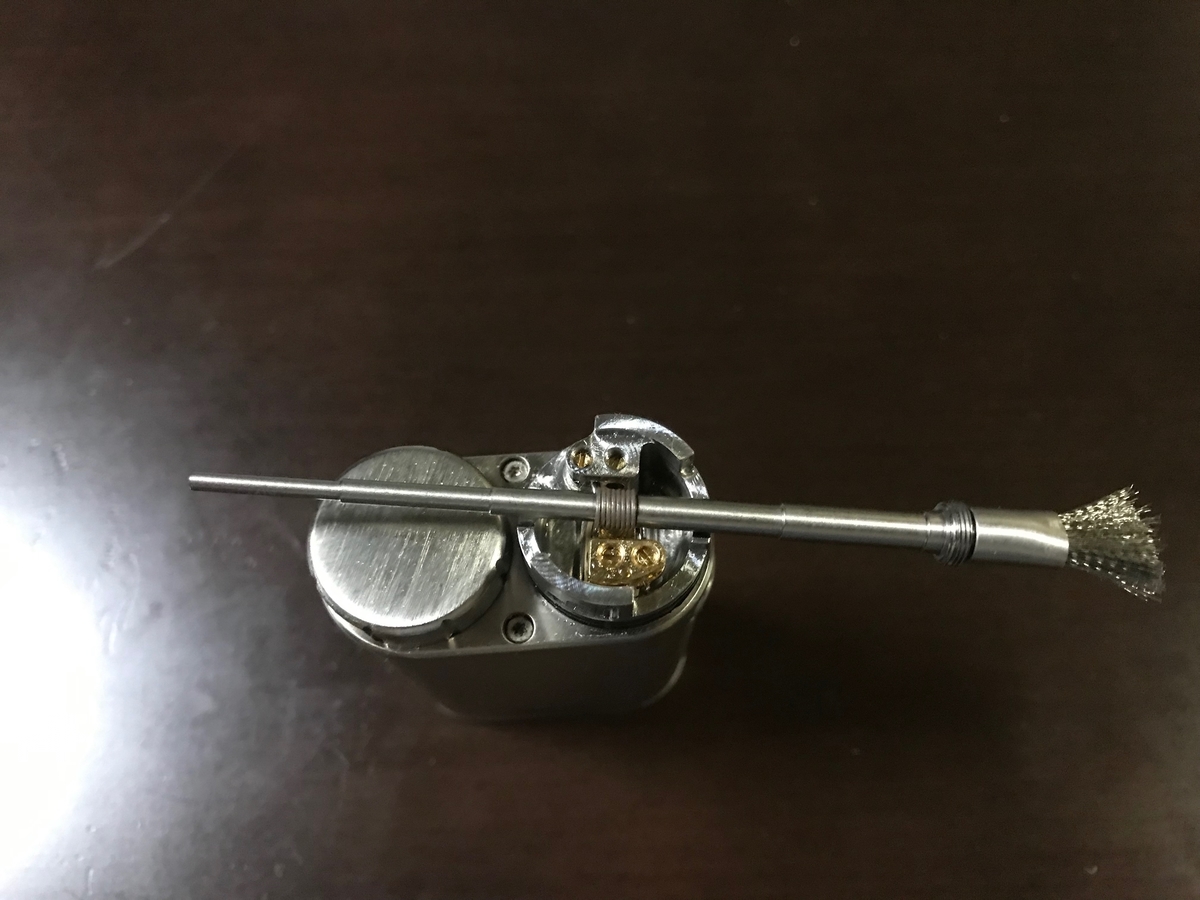Vapeコイル ガンクの掃除方法 焦げつきを落とすにはドライバーンとvape専用のブラシが有効 Vapers