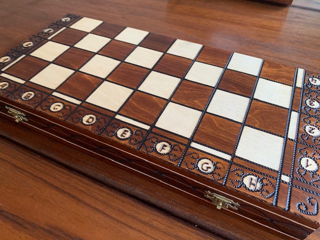 世界最高峰のハンドメイド・チェスセット Wegiel Chess Senetor セネター日本正規品