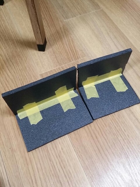 f:id:mai-19820911:20160222153857j:image セリアでカーテンレールカバーDIY