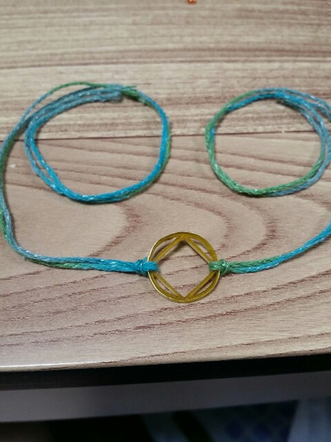 プラバンでハンドメイドアクセサリー