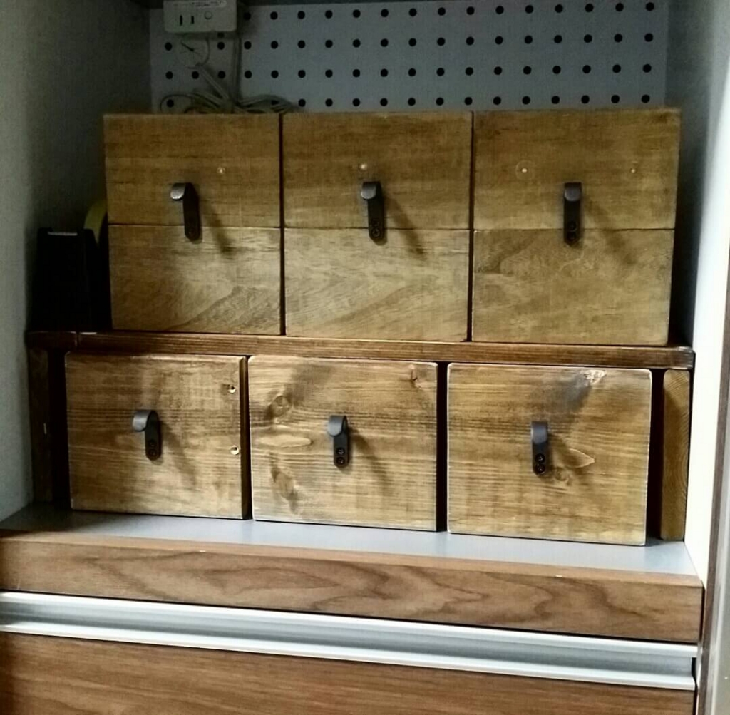 100均DIYで作る隠す収納