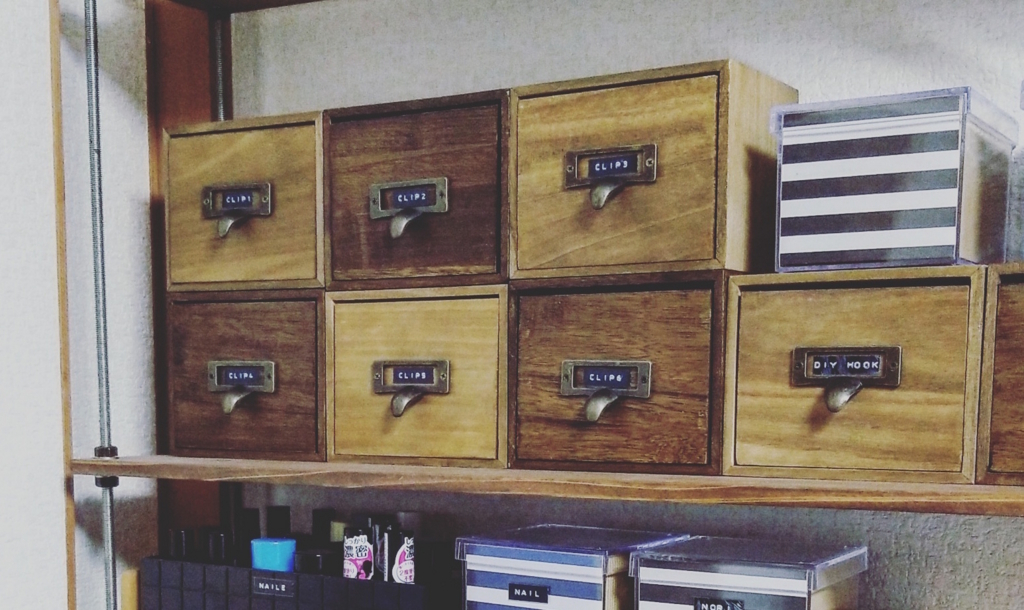 100均木箱のリメイクで作った収納