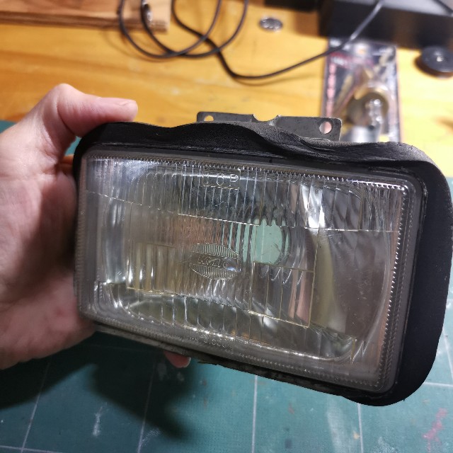 DR-Z400SM ヘッドライトカウル H4仕様 DRZのヘッドライトをH4化（スズキ DR-Z400SM）by がんばれ
