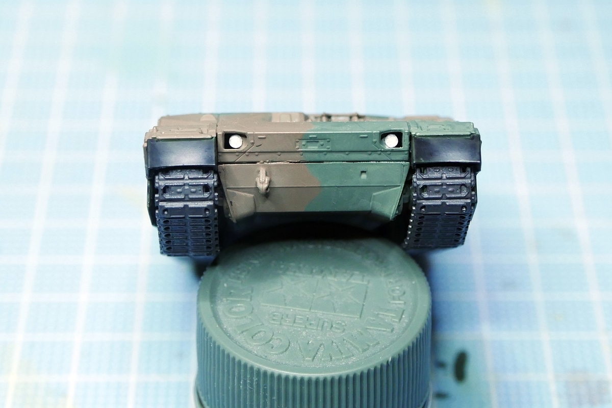アオシマとフジミの1/72 10式戦車を作り比べる その3 - メモって