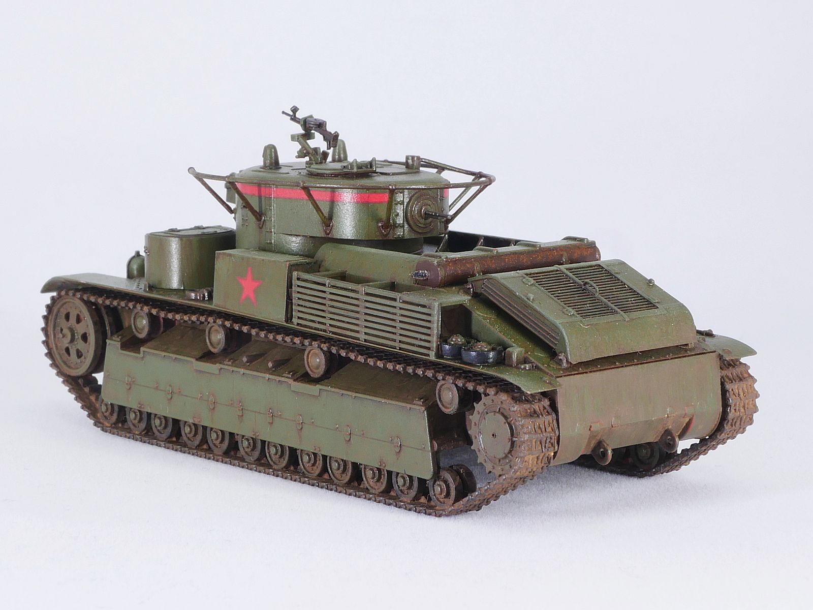トランペッター 1/72 ソビエト軍 T-28多砲塔戦車 (リベット仕様) プラモデル 07151 mxn26g8 Amazon | トランペッター 1/72 ソビエト軍 T-28多砲塔戦車 溶接