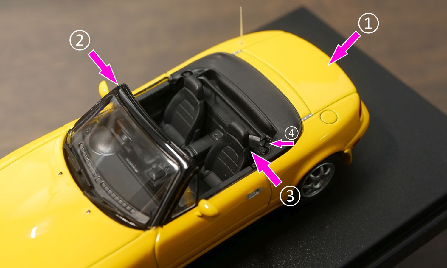 トランク 　ユーノスロードスター　色褪なく綺麗デス。　希少　絶版　Ｊ－リミテット２　カラーHZ　黄色　NA　NA8C　NA6C　　倉庫保管 トランク ユーノスロードスター 色褪なく綺麗デス。 希少 絶版 J