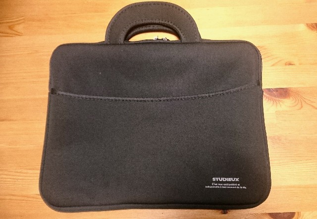 ダイソー400円商品 パソコンケース買いました Make Comfort Life 快適なくらしの仕組みづくり