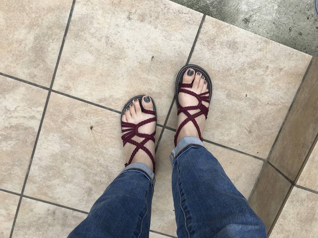 幅狭足の私でも痛くならずに履けてるサンダルまとめ！【ワイズB位の私が買ったサンダル紹介】