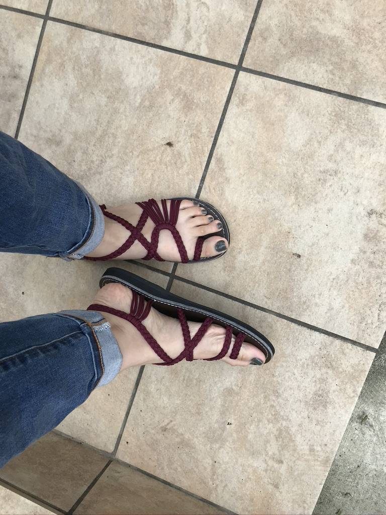 幅狭足の私でも痛くならずに履けてるサンダルまとめ！【ワイズB位の私が買ったサンダル紹介】