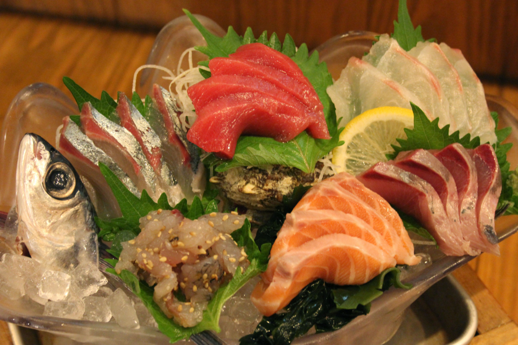 博多 海風土 シーフード は最強の海鮮居酒屋かも 海の玉手箱 という名の鮮魚6点盛り500円がハンパない ぐるなび みんなのごはん 博多 海風土 シーフード は最強の海鮮居酒屋かも 海の玉手箱 という名の鮮魚6点盛り500円がハンパない ぐるなび みんなのごはん