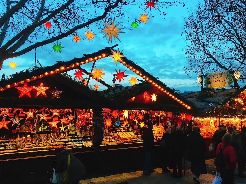 f:id:makikosuwa:20181212202511j:image