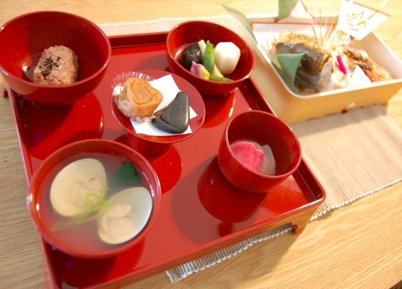 赤ちゃんの成長を祝う儀式 お食い初め の基礎知識を解説致します Makimikan
