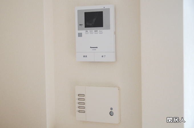 唯一のニッチにライトコントローラー 閑居人のブログ