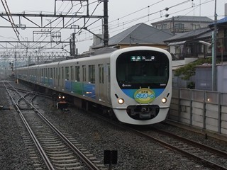西武30000系38104F「だぶるーと」HM(保谷)