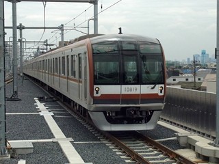 東京メトロ10000系10119F