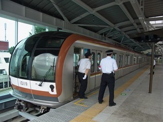 東京メトロ10000系10119F