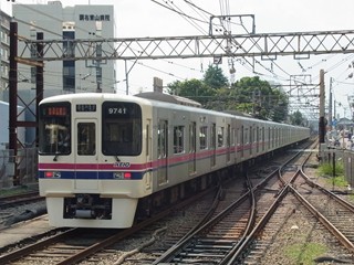 京王9000系9741F(後追い)