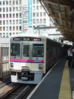 京王7000系7727F7777号車