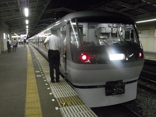 西武10000系10106F(拝島特急)