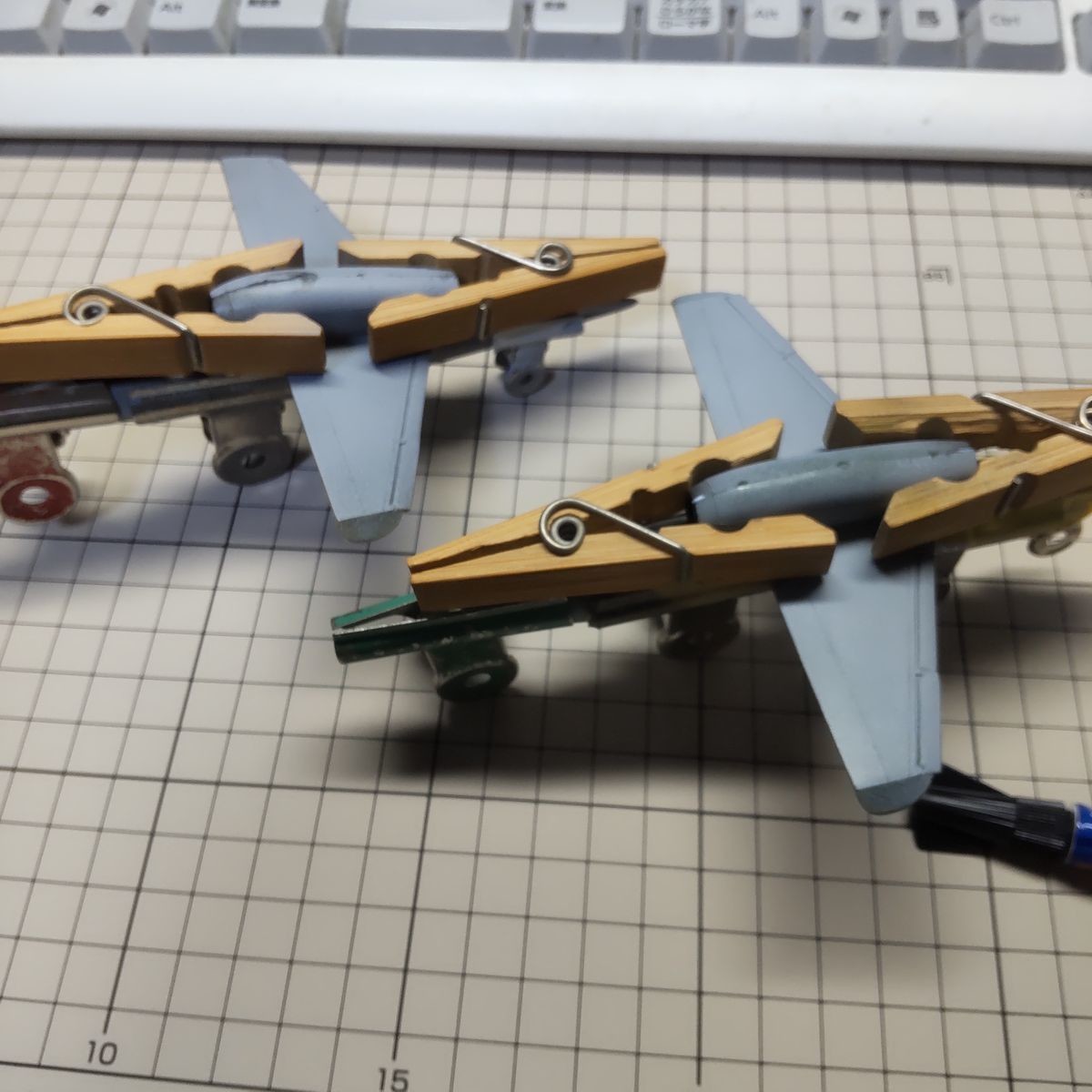 胴体の接着